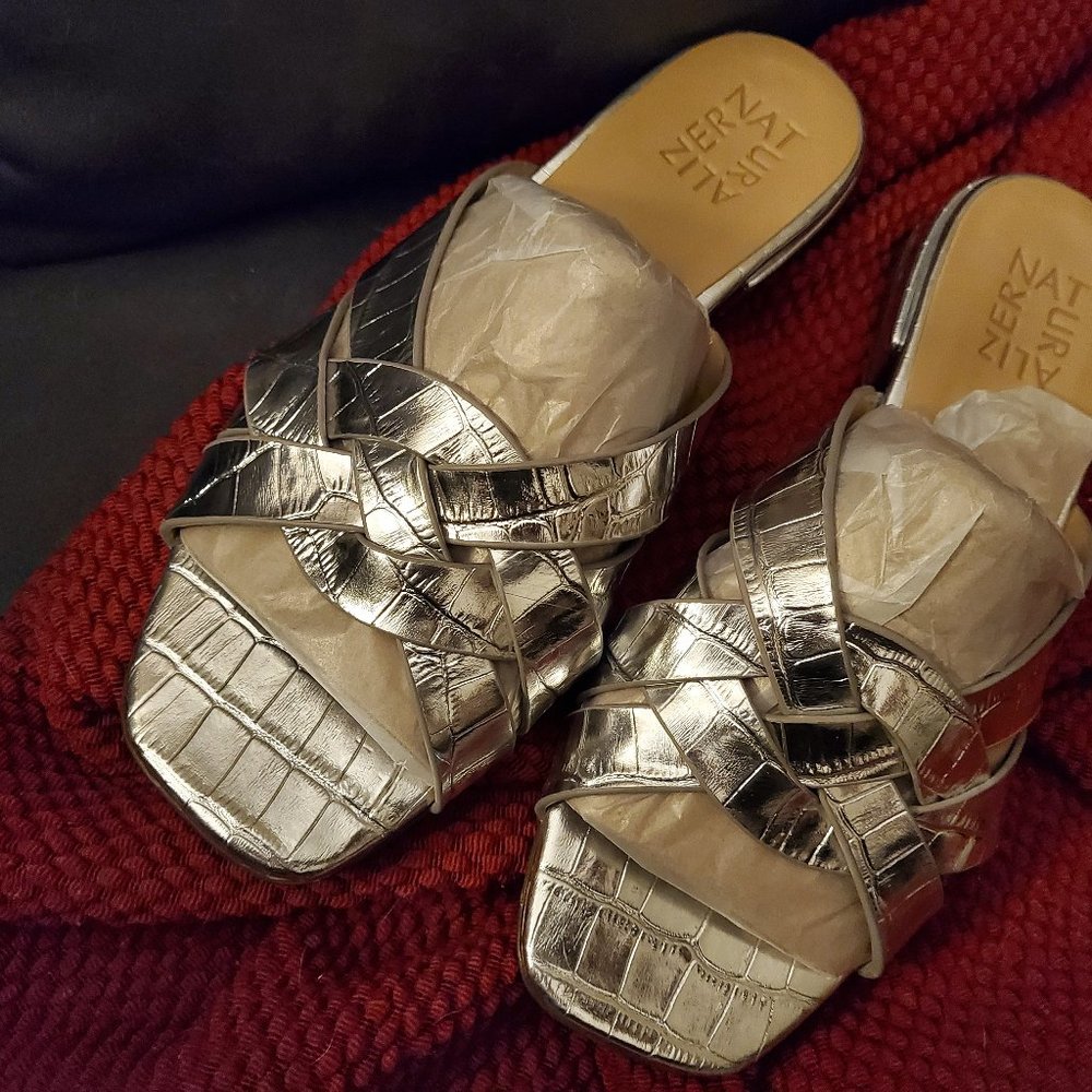Naturalizer Silver dressy sandals